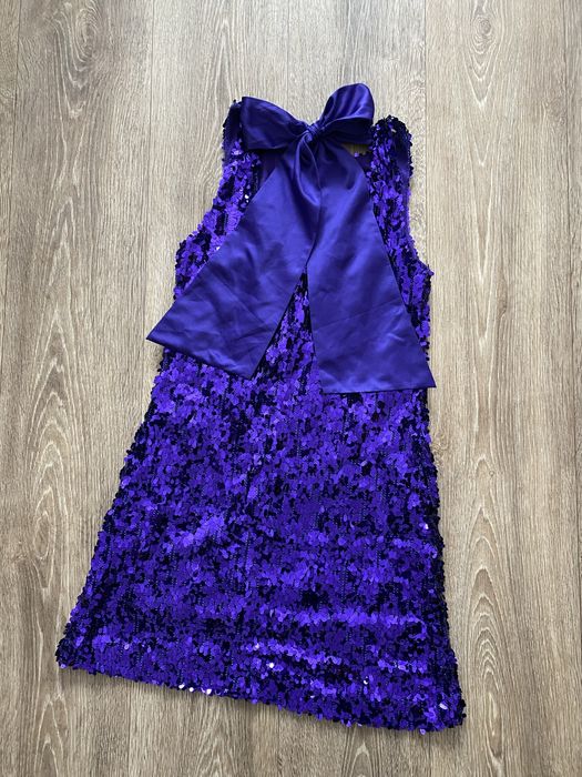 Святкова сукня в паєтки new look