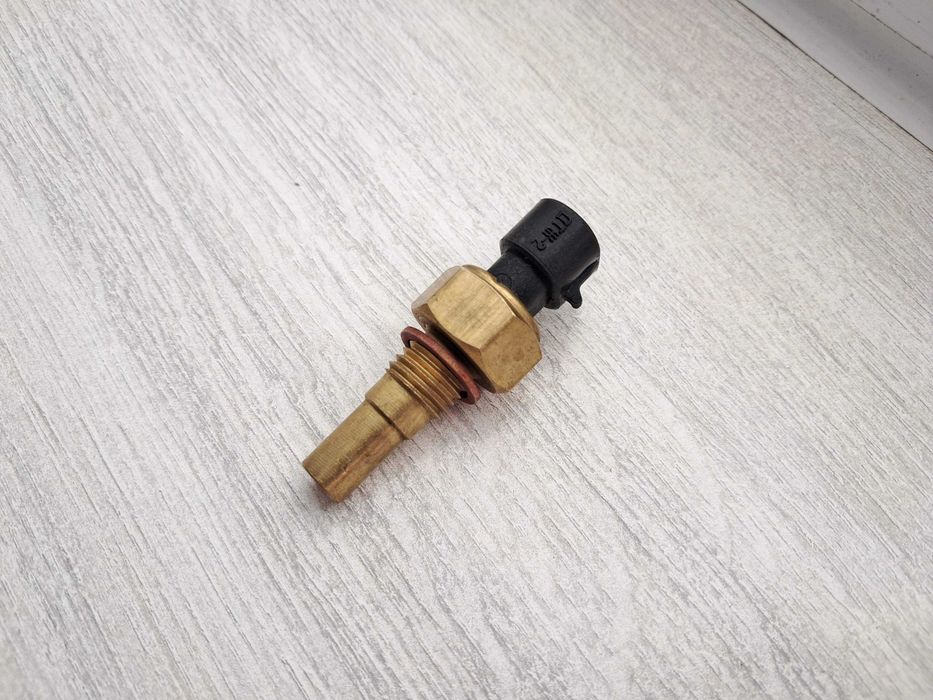 Датчик температуры охлаждающей жидкости ВАЗ ДТЖ-2