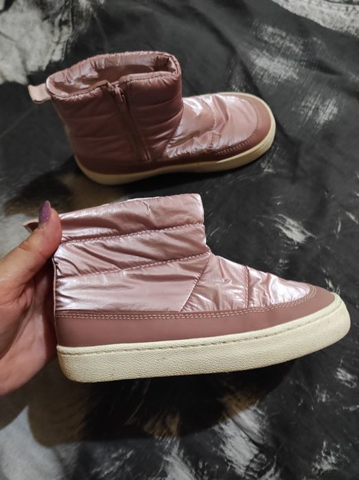 Чобітки  на дівчинку zara.
