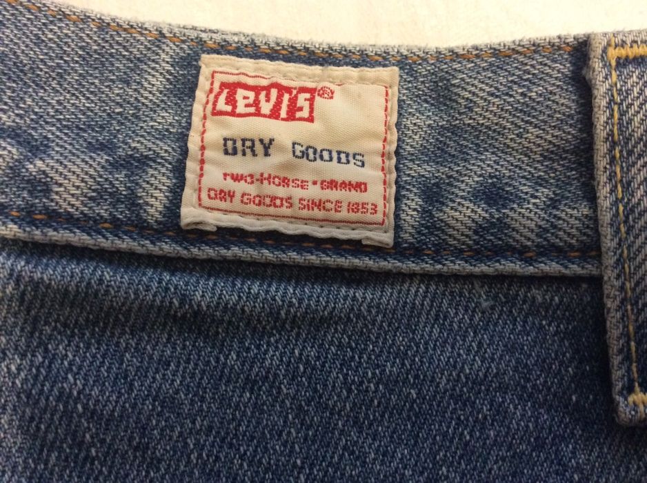 Джинси широченні Levis