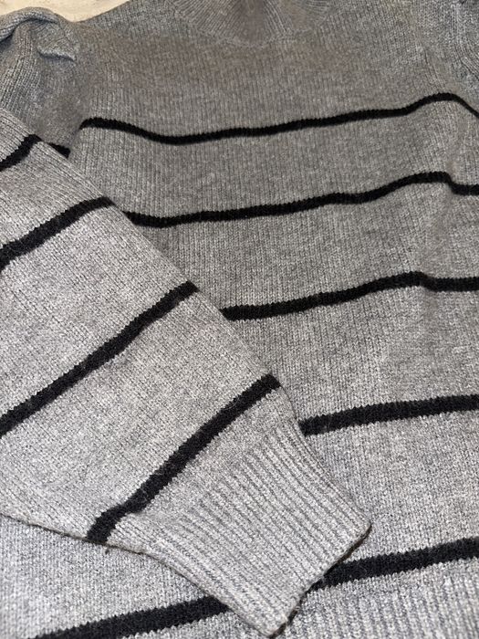 Вязана кофта жіноча. Светр вязаний