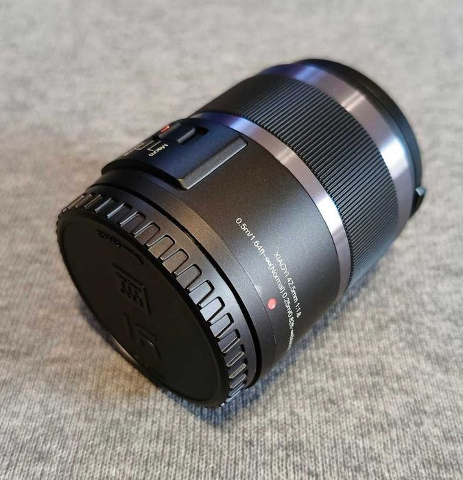 Продам объектив XIAOYI 42.5mm/ 1 : 1.8 micro 4/3 Panasonic Olympus