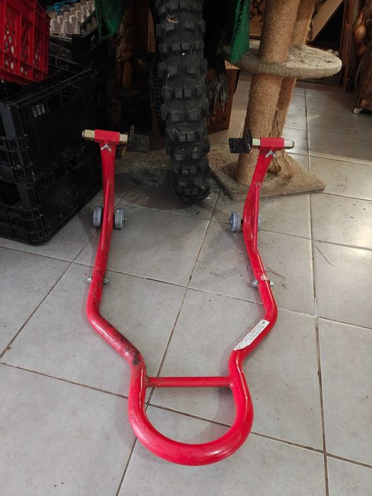 Cavalete para moto (macaco/elevador)