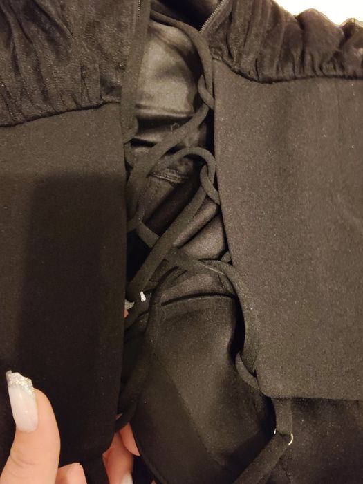 Sukienka na studniówkę