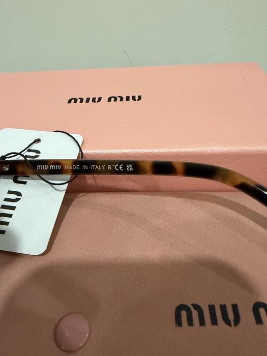 Óculos de sol Miu Miu