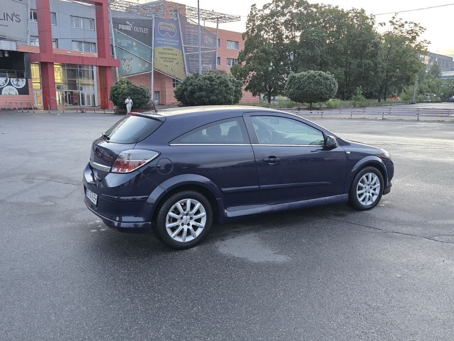 Продам Opel Astra H  в отличном состоянии
