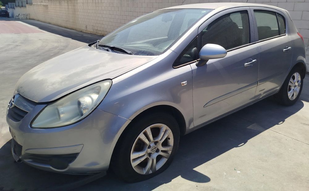 Para peças OPEL Corsa D