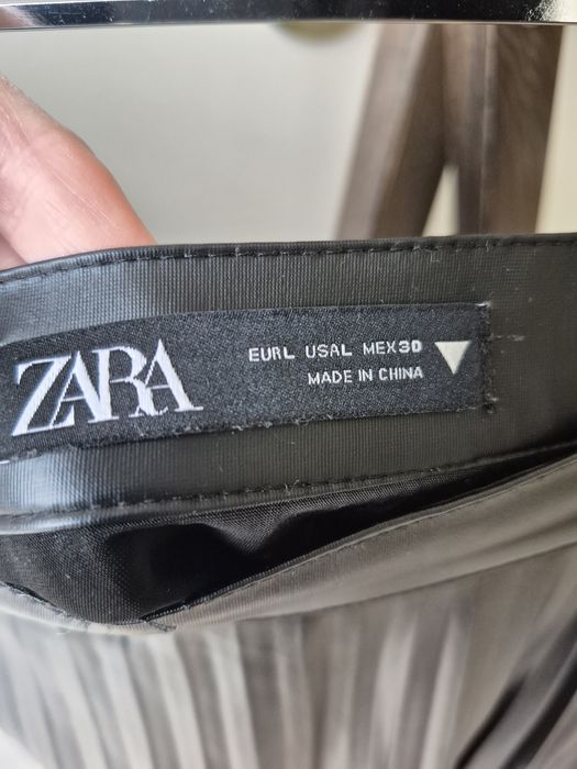 Спідниця максі плісирована імітація шкіри Zara