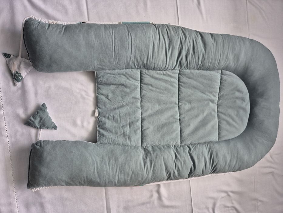 Kokon niemowlęcy dwustronny stan idealny