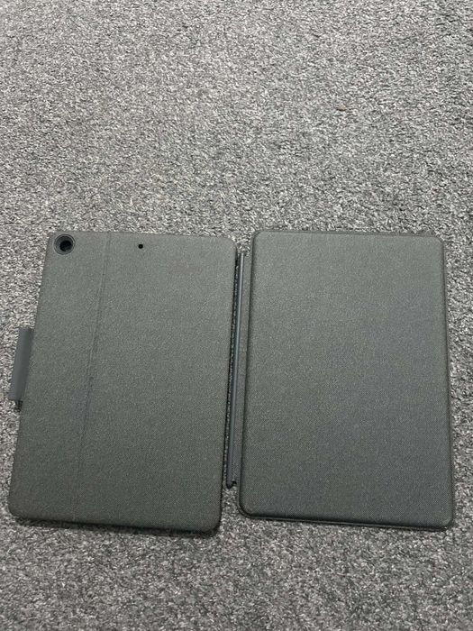 Logitech Combo Touch für iPad (7., 8. und 9. Gener