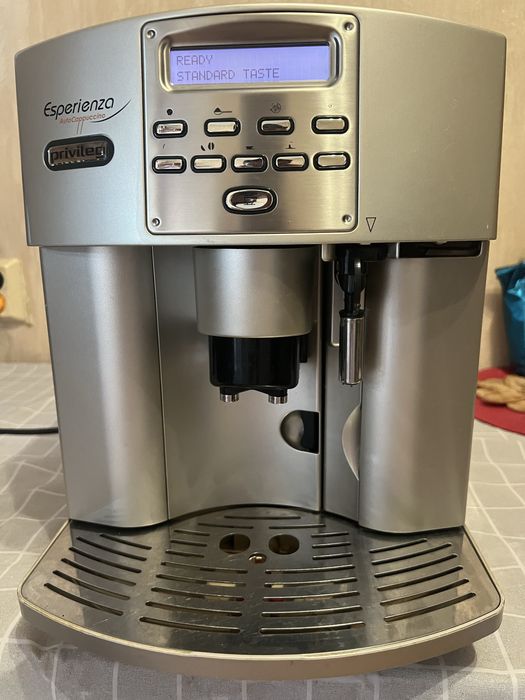 Кавоварка DeLonghi Privileg Esperienza AutoCappuccino(Magnifica ESAM 3500)