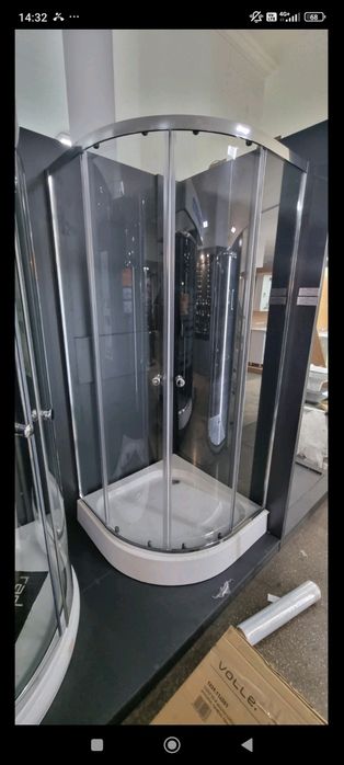 Душові кабіни з підоном та без.