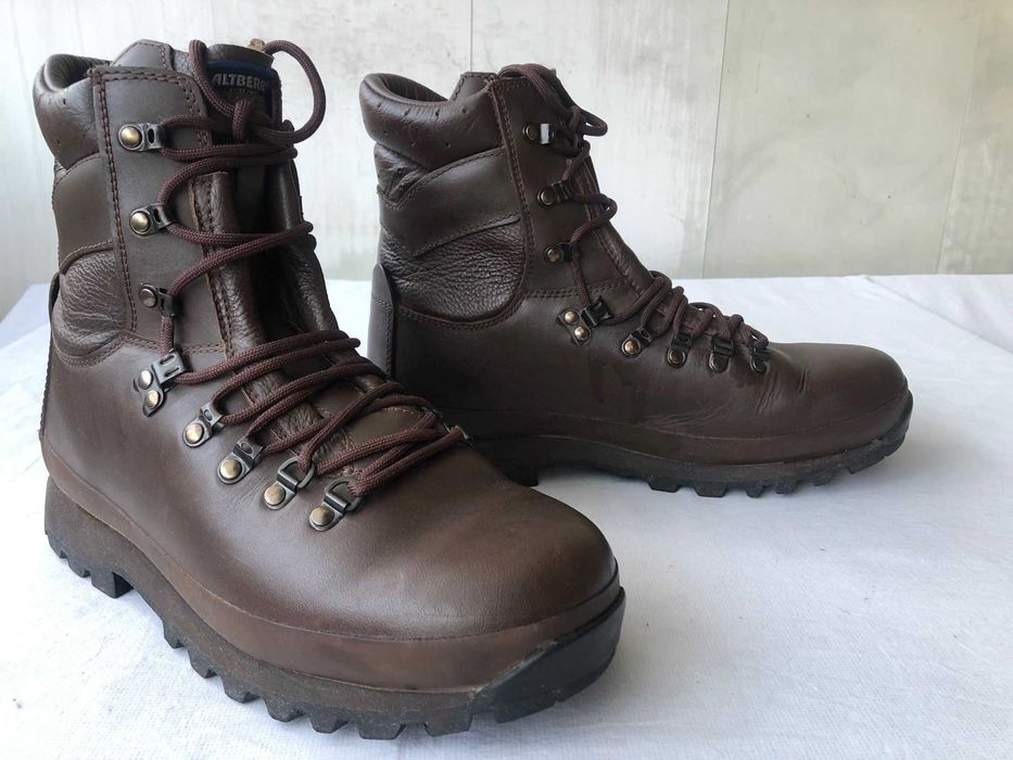 Берцы (тактические ботинки) AltBerg Defender (Великобритания)