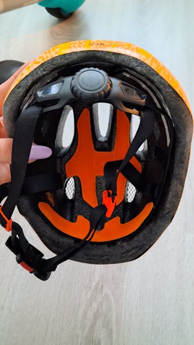 Kinderkraft Cutie rowerek biegowy + kask Giro