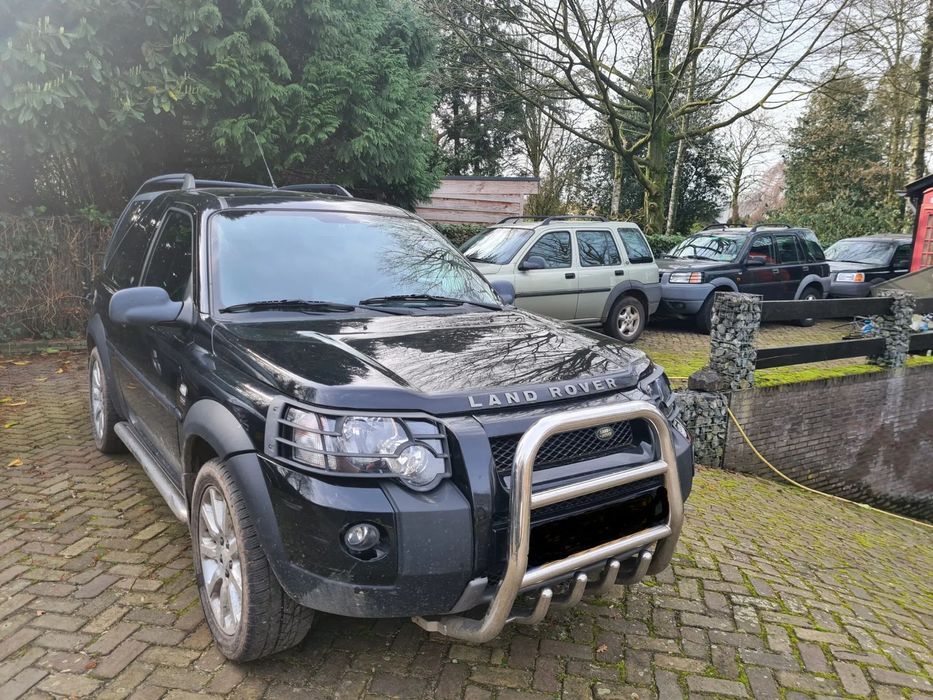 Land Rover FREELANDER V6 peças usadas estribos mata vacas 3 portas