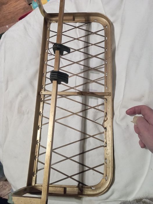 Wieszak PRL do odświeżenia