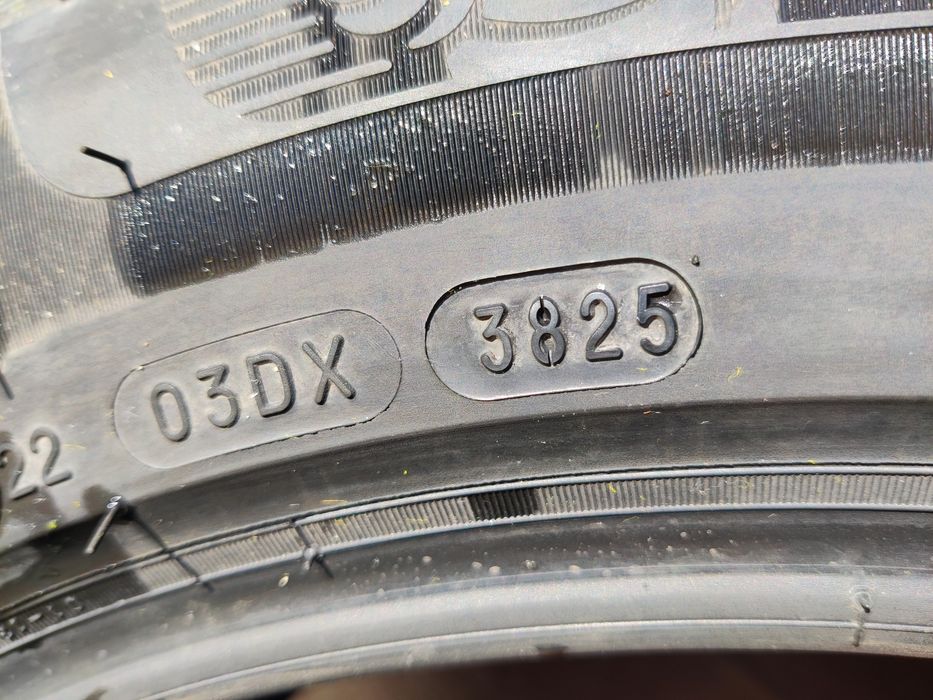 Nowe letnie  opony Michelin Primacy 4. Rozmiar 215 /65R/17