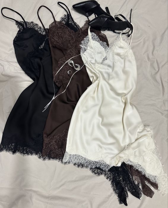 Трендова  сукня з мереживом в силі Za