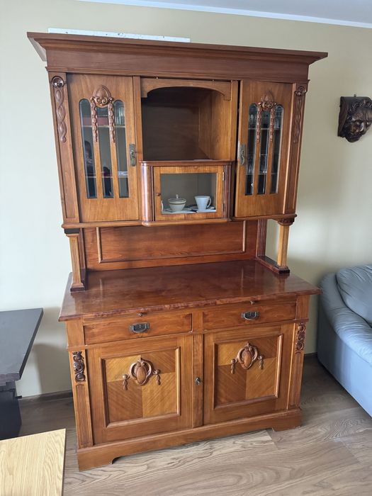 Regał z lat 40 XX wieku