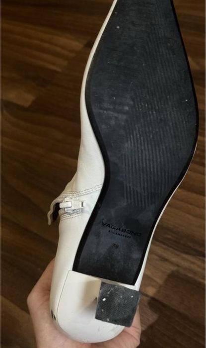 Vagabond ботильйони шкіряні