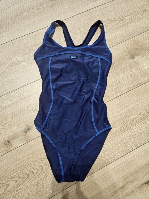 Granatowy sportowy damski strój kąpielowy