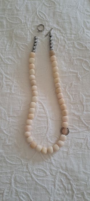 Colar de pérolas verdadeiras