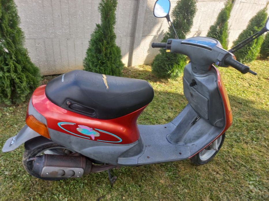 Скутер Piaggio zip50