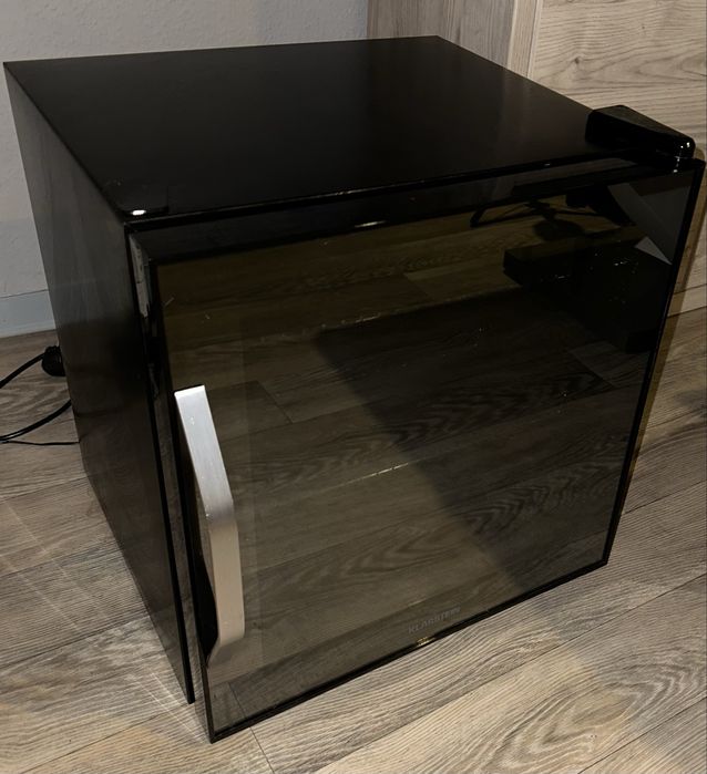 Lodówka na napoje 47L (czarna) - Klarstein Beersafe L Onyx