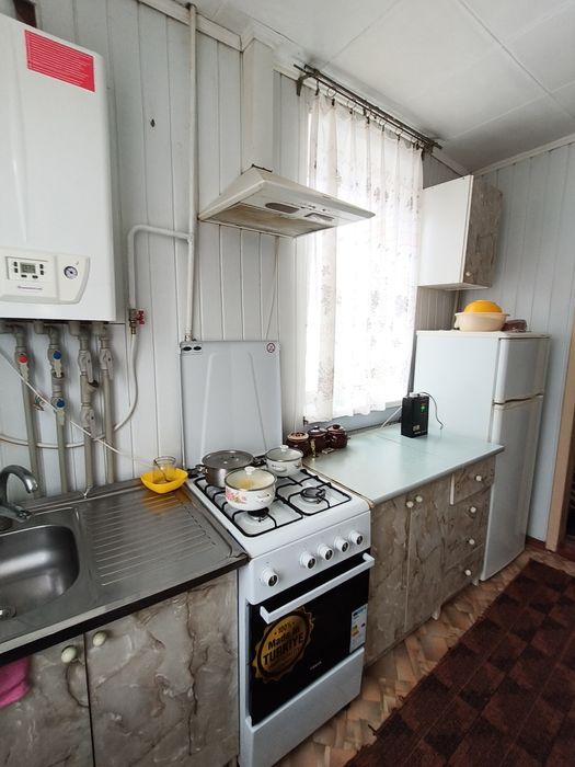 Продам будинок в центрі міста Верхньодніпровс.