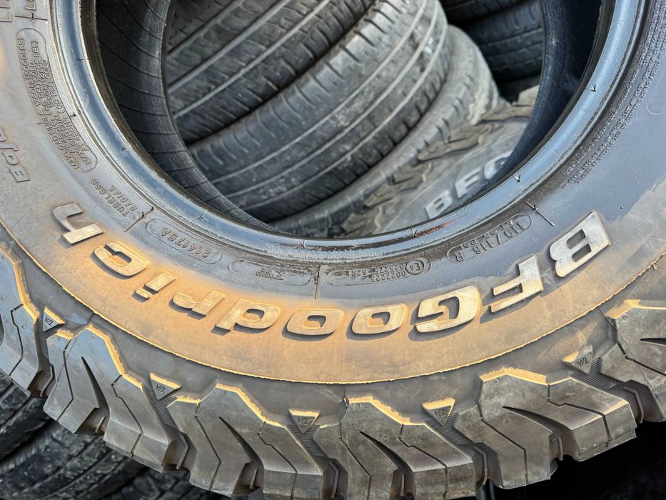Шини BFGoodrich LT265/75 R16 119/116S, ALL-Terrain T/A KO2, грязьова