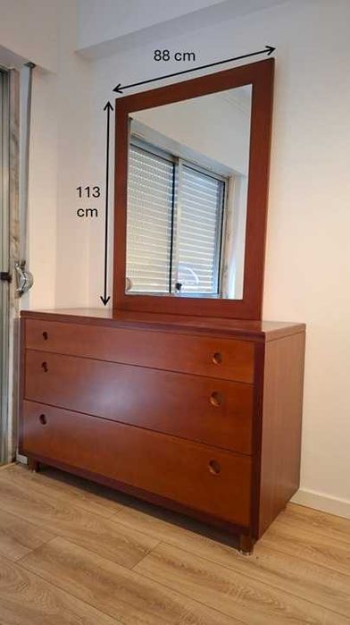 Cómoda + Espelho em Madeira Maciça