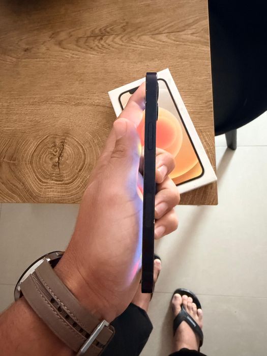 iPhone 12 64GB na caixa