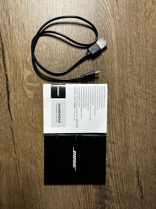 Колонка Bose Soundwear Companion Speaker