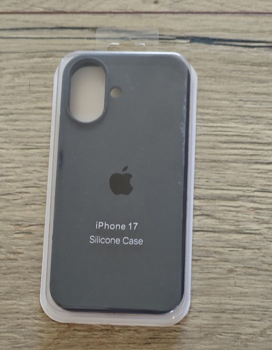Продам чохол iphone 17