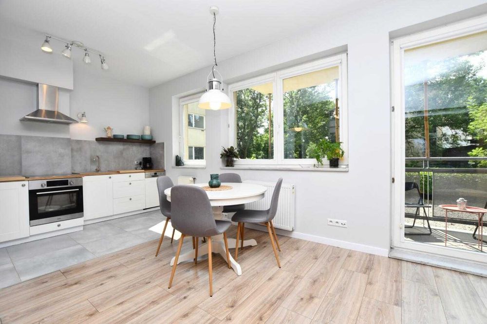 Emaus | 2 Pok. | Klimatyzacja | Balkon | ENG