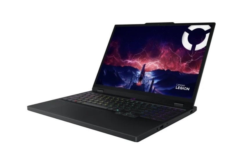 Lenovo Legion 5-15 Ryzen 7-260/16GB/512 RTX5060 OLED