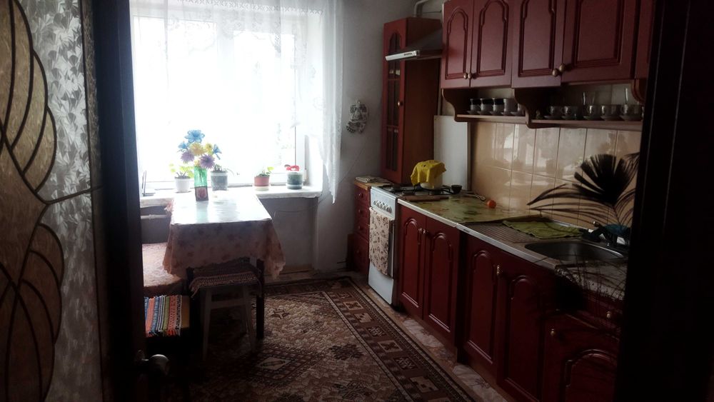 Кімната вул.Гетьмана Мазепи ізольована в хор.стані + к.п частково