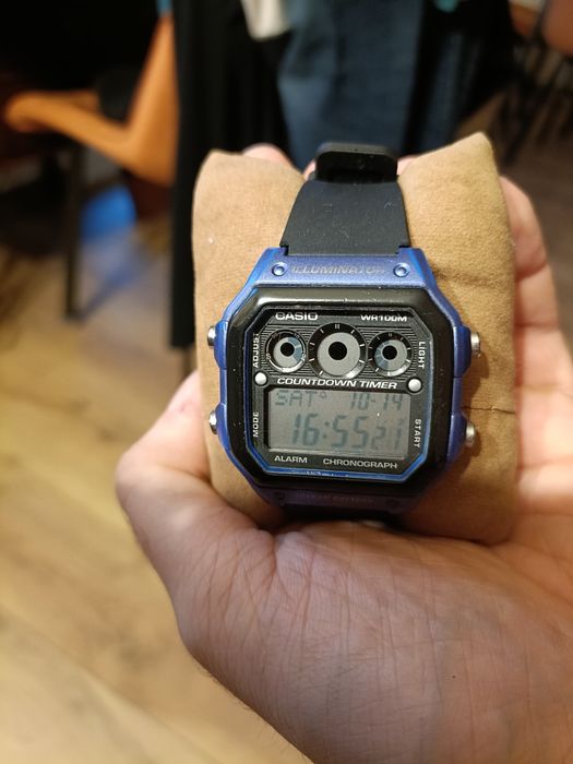 Zegarek Casio AE-1300WH-2AVEF