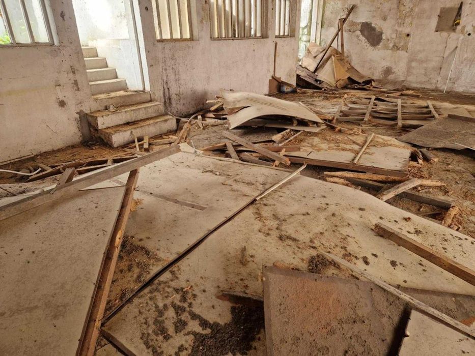 Recolhas de entulho madeiras pladur lixo sucatas moveis i outros