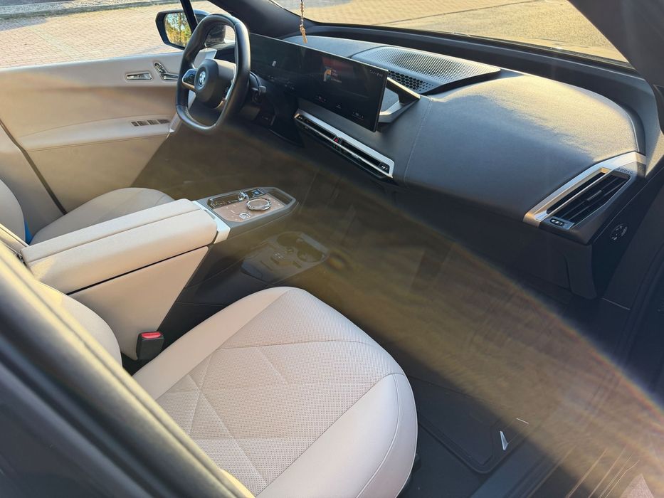 BMW iX BMW iX 40 X-Drive Salon PL El hak