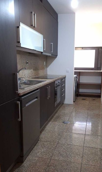 T2 Zona Residencial com acessos rápidos