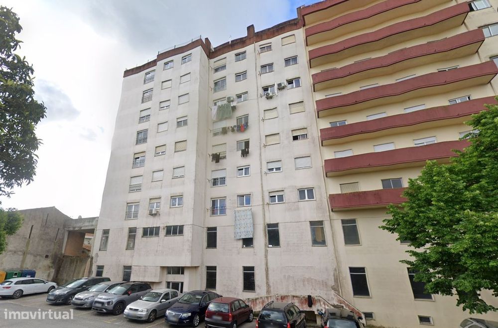 Apartamento T3 com 109m² em Rio Maior | Excelente Oportunidade — Rio Maior, Santarém