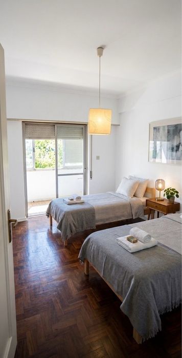 Quarto partilhado em corroios
