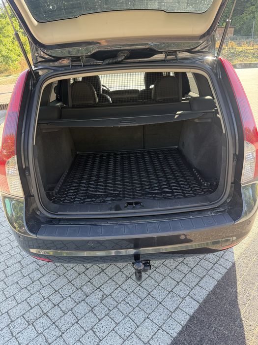 Volvo v-50. Вольво v-50