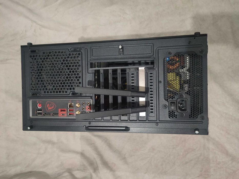 Komputer i7-9700k, 16GB RAM, płyta główna MSI Z390, zasilacz 650W