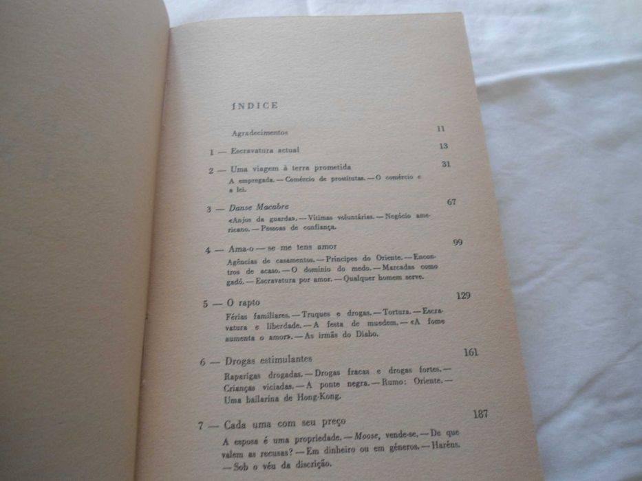 Escravatura Sexual por Stephen Barlay