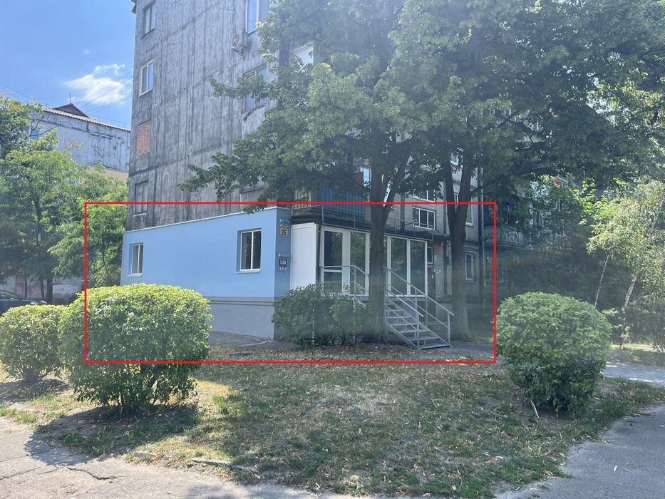 Без-%.Пиво-Салон-Магазин-Аптека(54м.кв) ул.Бульв Верховного Совета 26