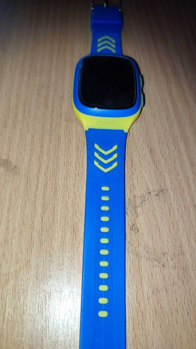 Продам смарт-годинник