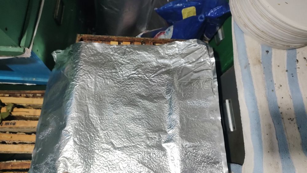 Мішки фольговані для вкривання вуликів