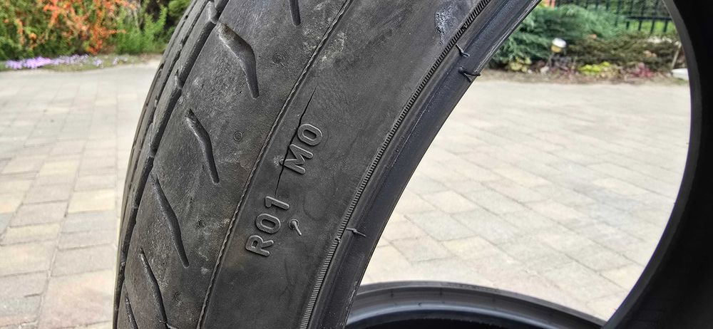 Pirelli P zero 235/35/R19 Lato 2019r.